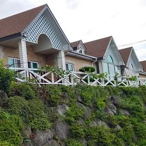 아침하늘펜션 펜션